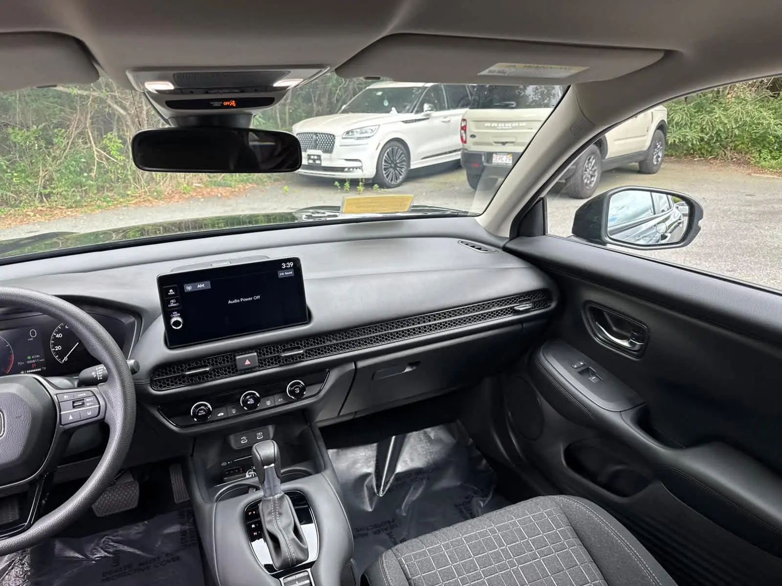 2026 Honda HR-V LX photo 33