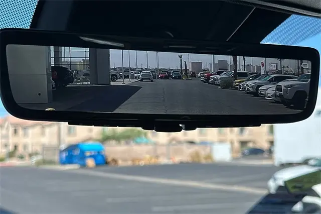 2021 Toyota RAV4 Hybrid XSE photo 23