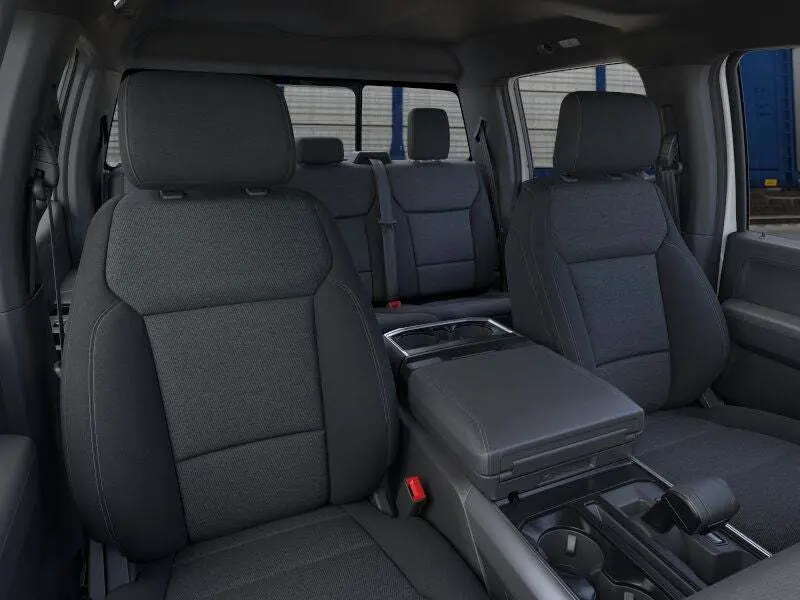 2025 Ford F-150 XLT photo 8
