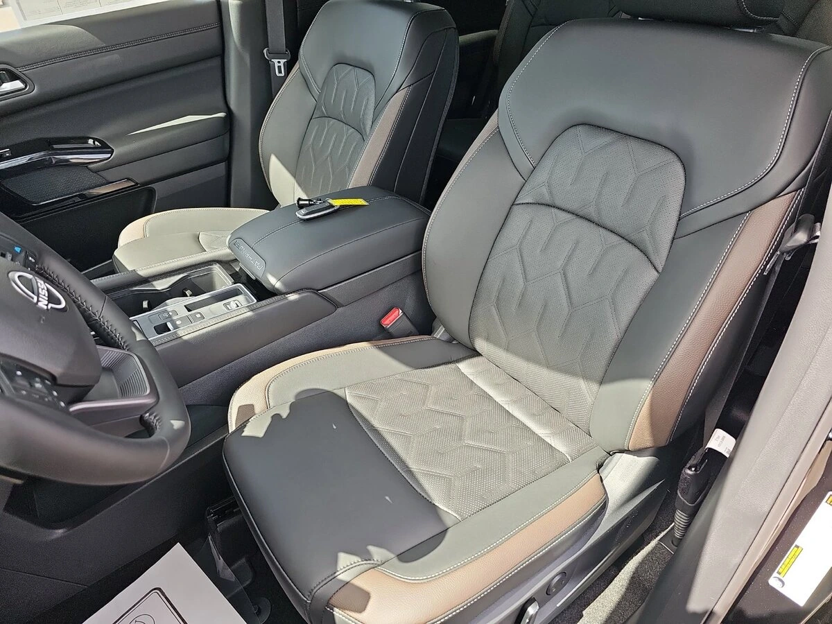 2026 Nissan Pathfinder Platinum - Photo 20