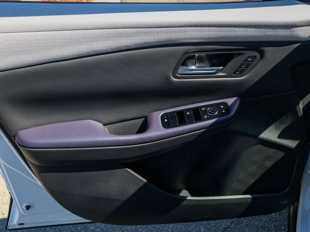 2026 Nissan LEAF Platinum+ - Photo 23