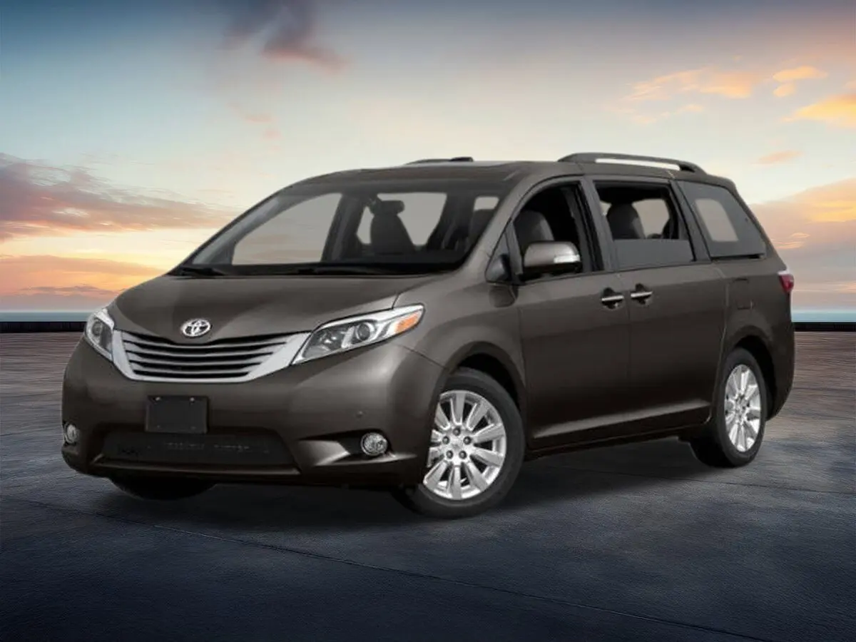 2015 Toyota Sienna Limited's photo