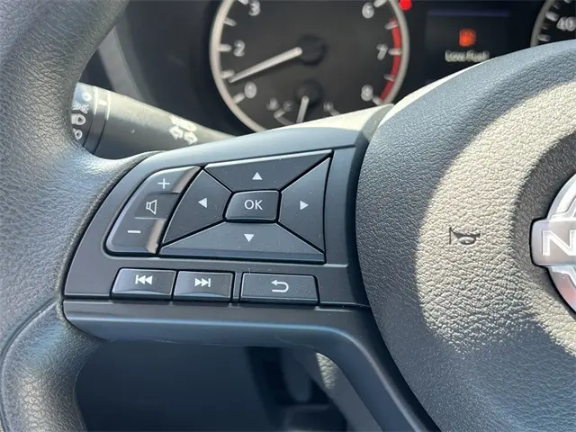 2025 Nissan Sentra S photo 9