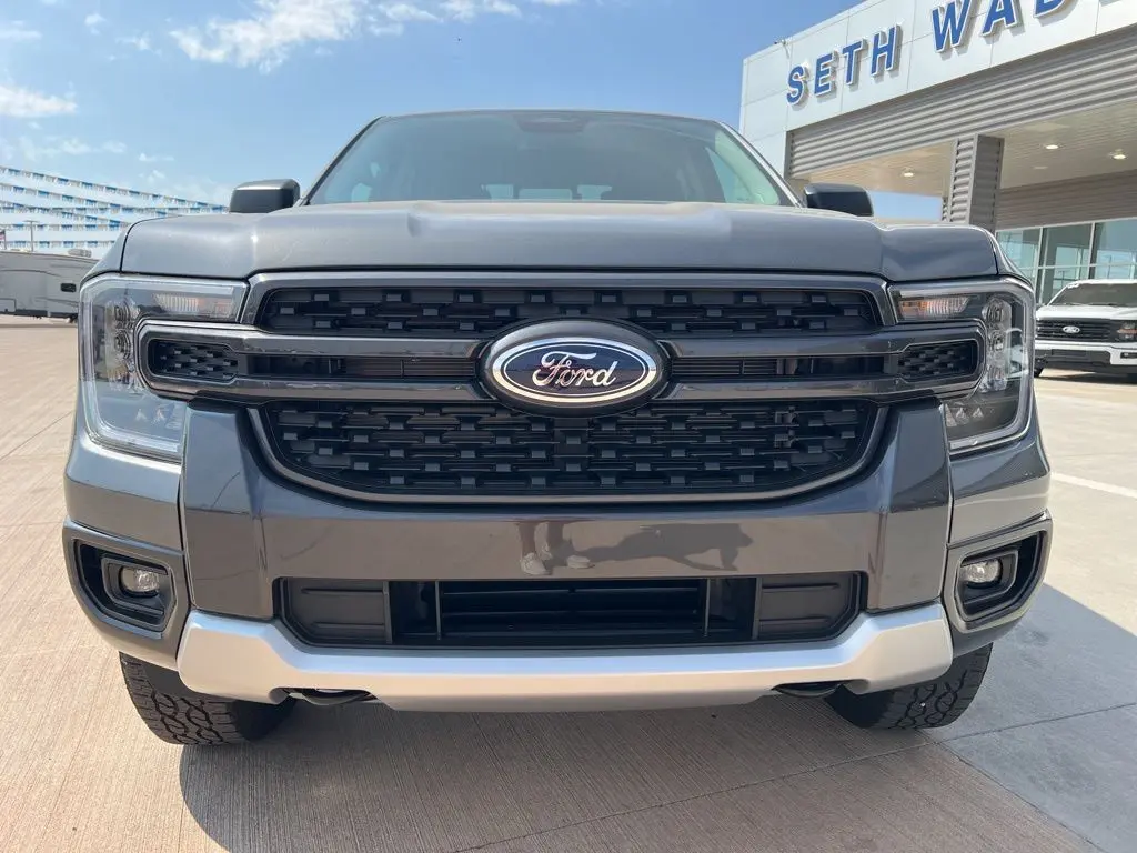 2025 Ford Ranger XLT photo 8