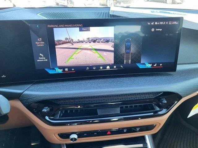 2026 BMW 3 Series 330i - Photo 20