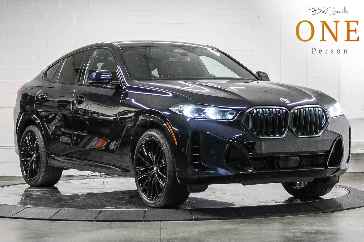 2024 BMW X6 40i's photo