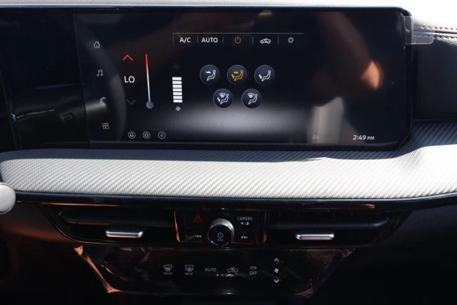 2026 Nissan KICKS SR - Photo 28
