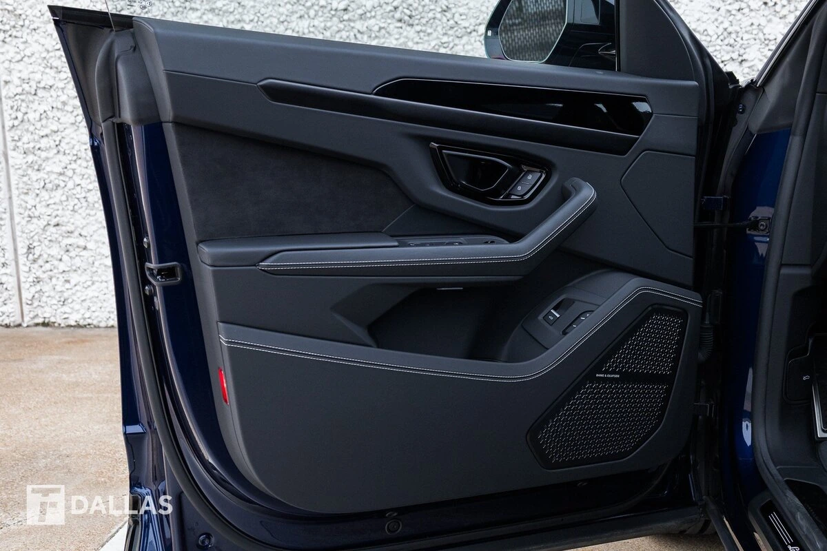 2024 Lamborghini Urus S - Photo 20