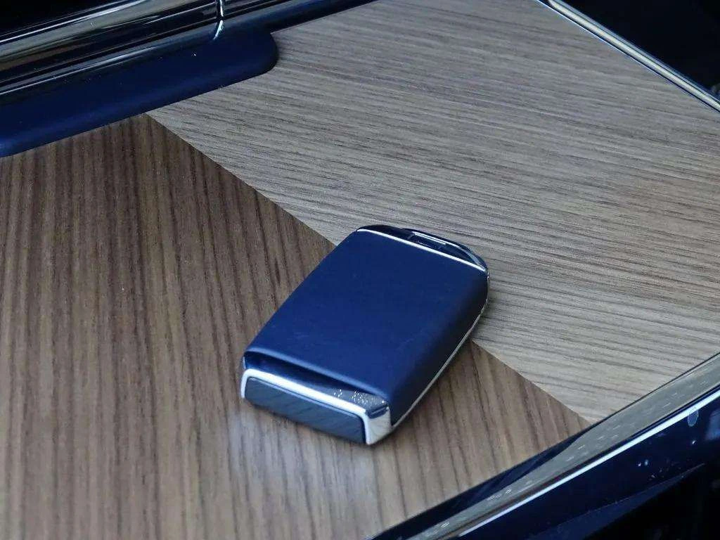 2025 Rolls-Royce Cullinan Base - Photo 10