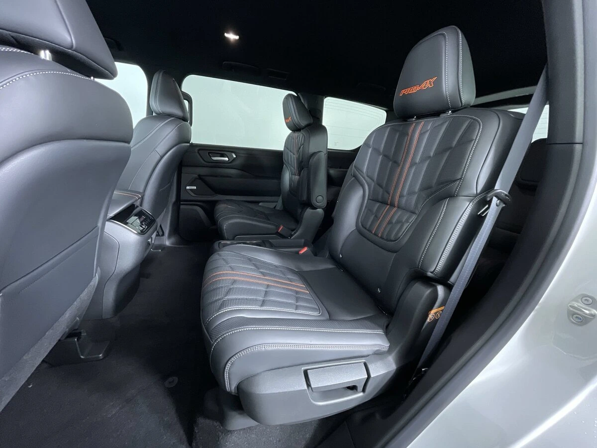 2026 Nissan Armada PRO-4X - Photo 23