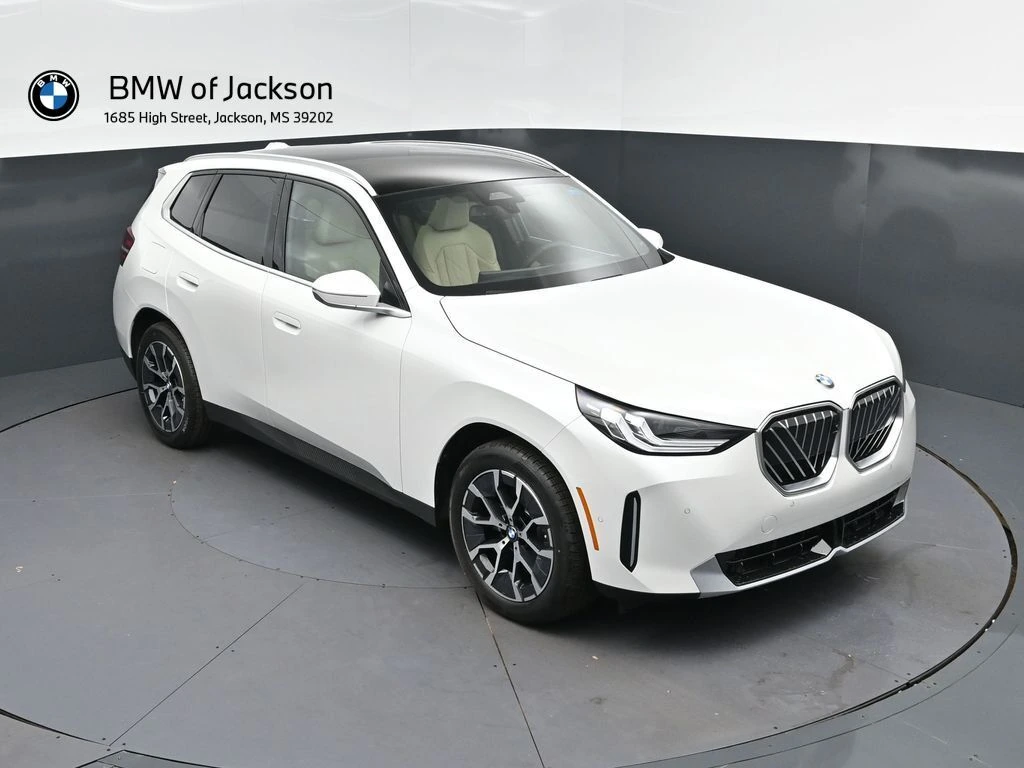 2026 BMW X3 30 XDRIVE's photo