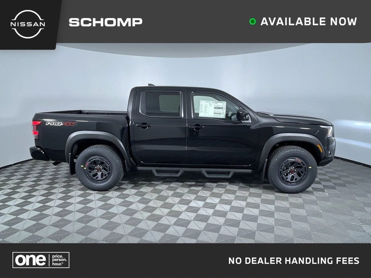 2026 Nissan Frontier PRO-4X's photo