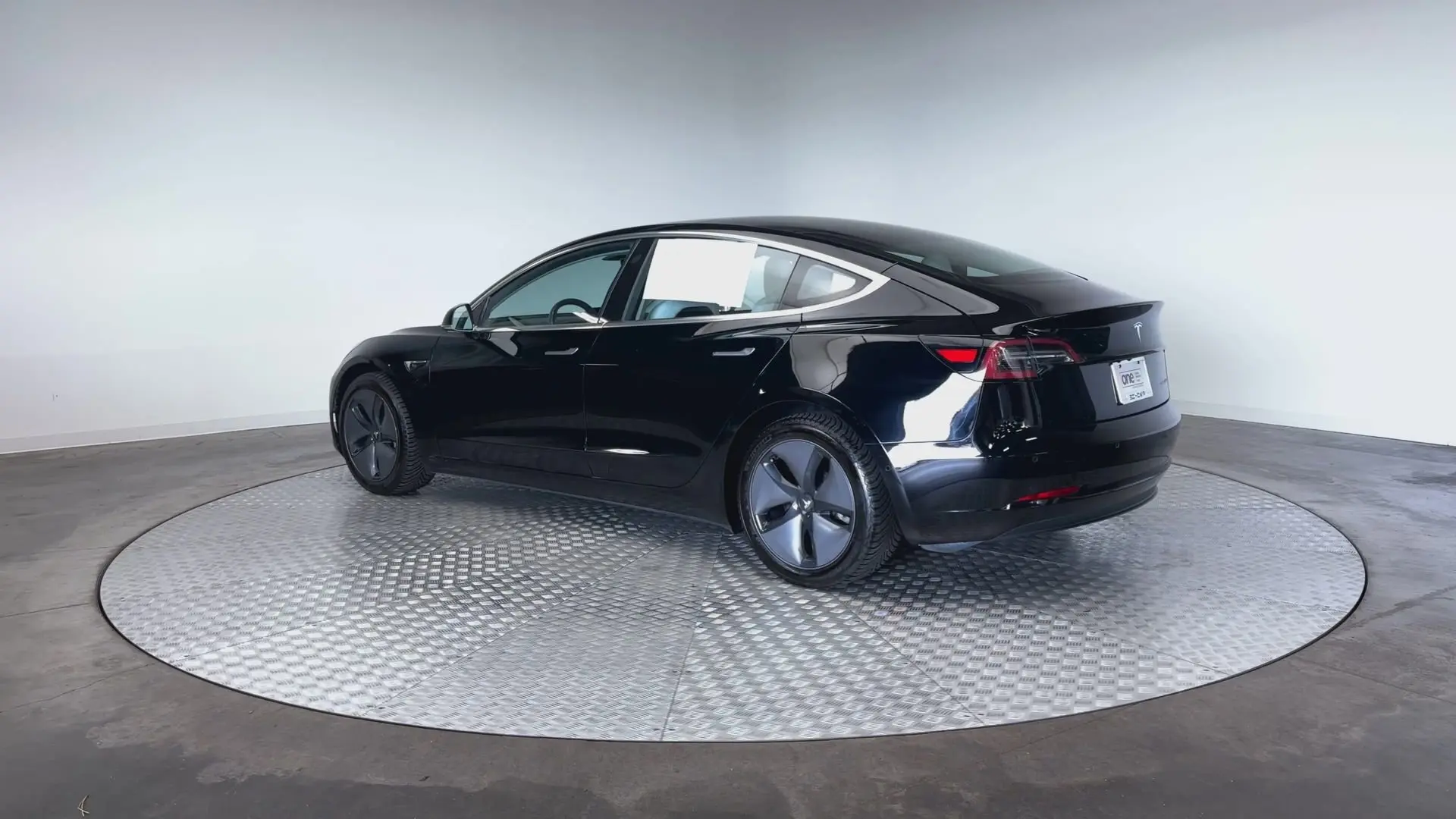 Used 2018 Tesla Model 3 Long Range Dual Motor with VIN 5YJ3E1EB5JF184319 for sale in Highlands Ranch, CO