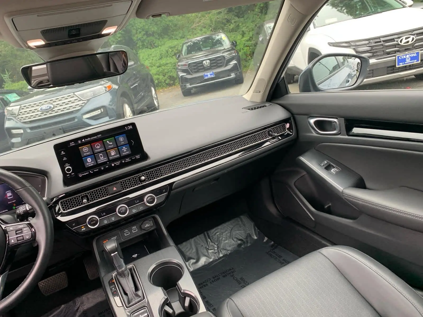 2024 Honda Civic Touring photo 35