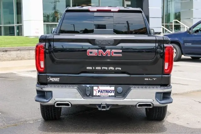 2021 Gmc Sierra 1500 SLT photo 4