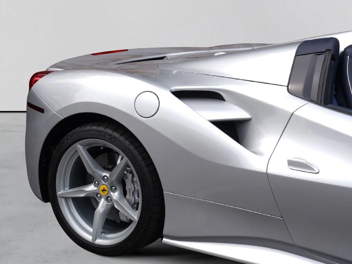2017 Ferrari 488 GTB Base - Photo 42