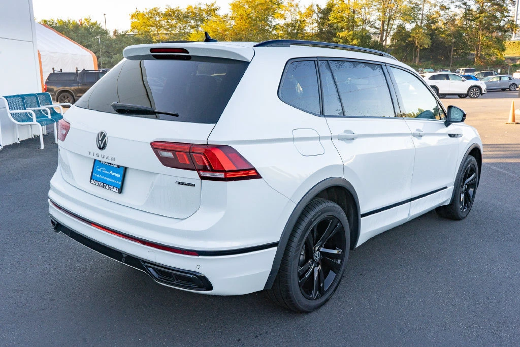 2023 Volkswagen Tiguan SE R-LINE BLACK - Photo 14