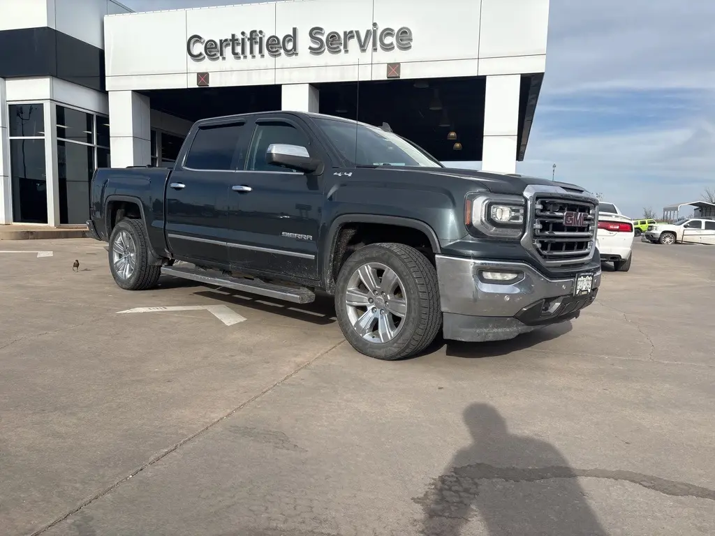 2017 GMC Sierra 1500 SLT's photo
