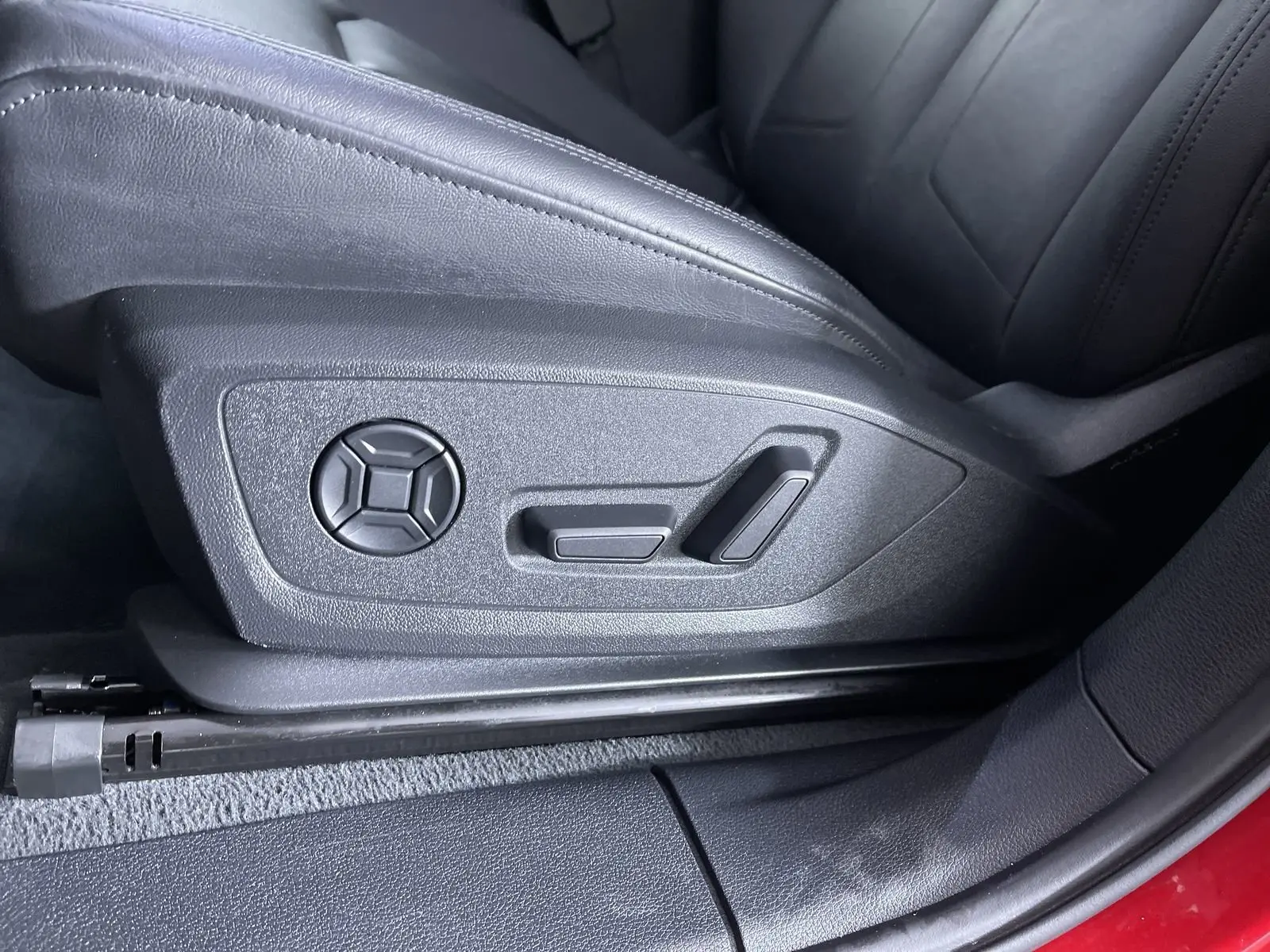 2022 Audi Q3 Premium Plus 40 TFSI photo 11