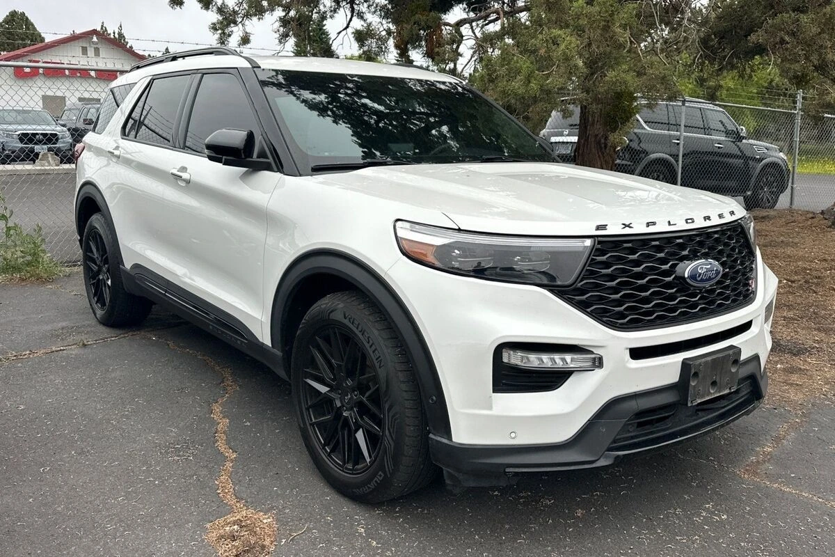 2020 Ford Explorer ST 4WD's photo