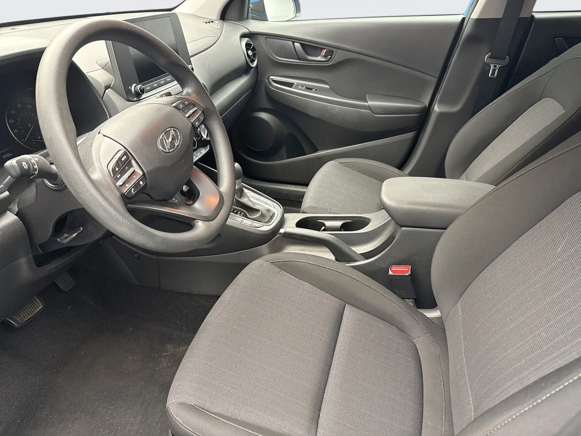 2023 Hyundai Kona SEL photo 10
