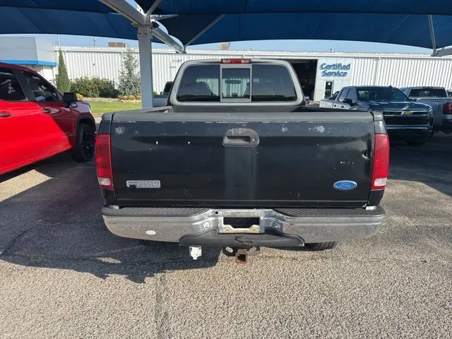 1997 Ford F-250 XLT photo 3