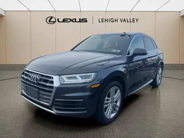2018 Audi Q5 Premium Plus's photo
