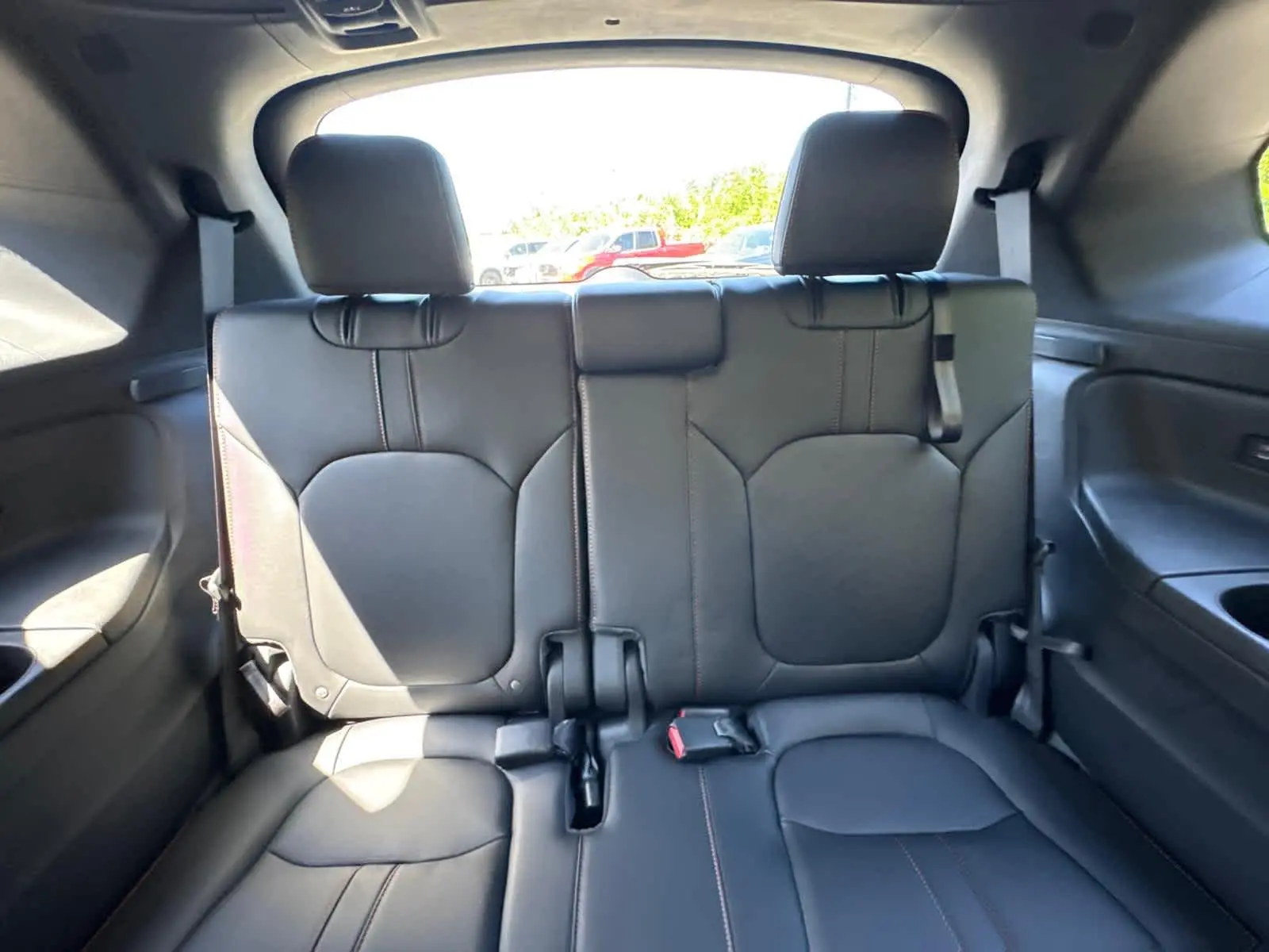 2025 Honda Pilot TrailSport photo 35