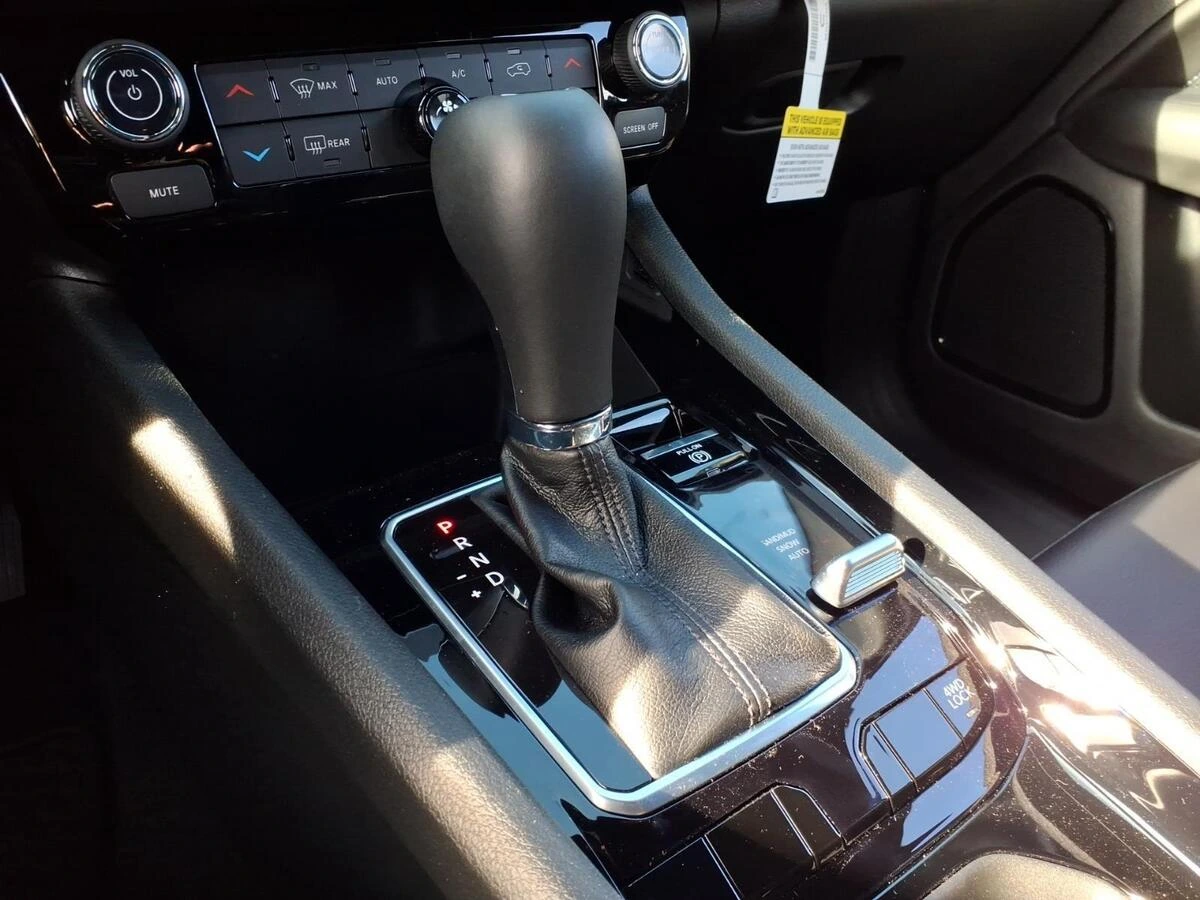 2026 Jeep Compass Latitude Altitude - Photo 9