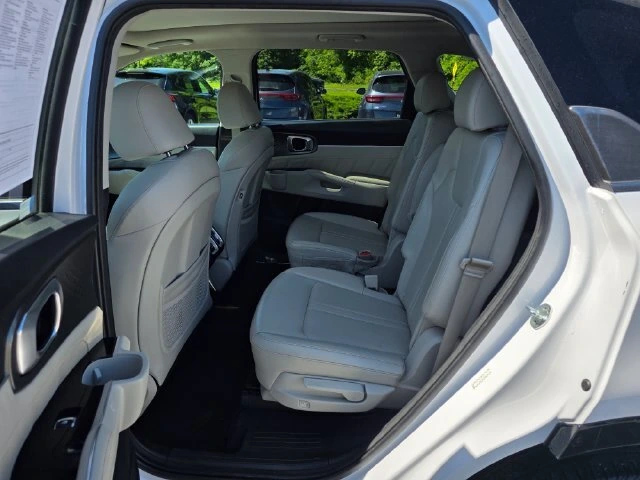 2021 Kia Sorento SX - Photo 18