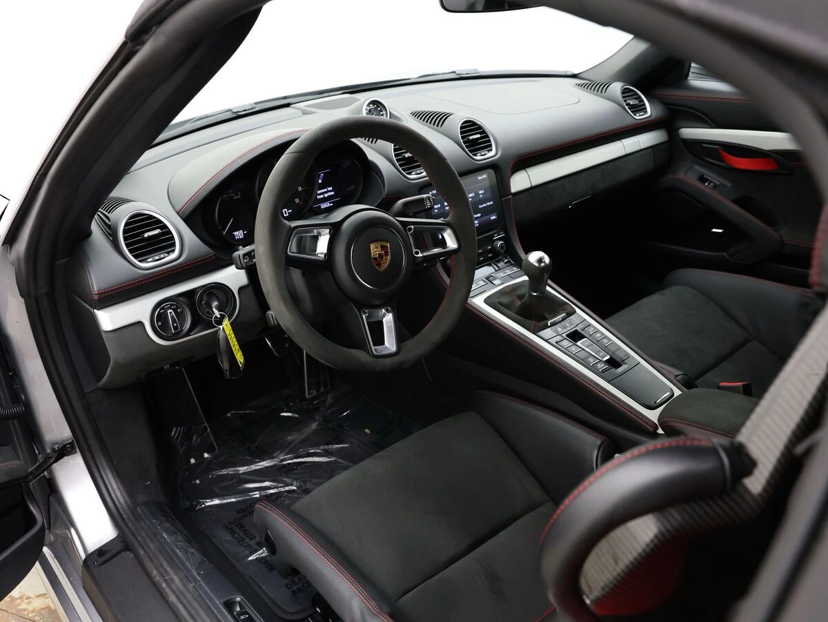 2022 Porsche 718 Spyder - Photo 29