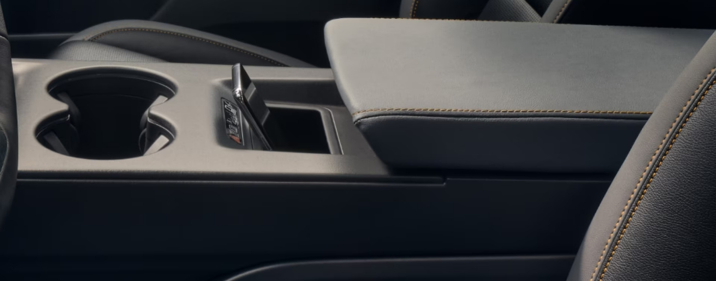 Phone in the center console of a 2025 Honda Prologue