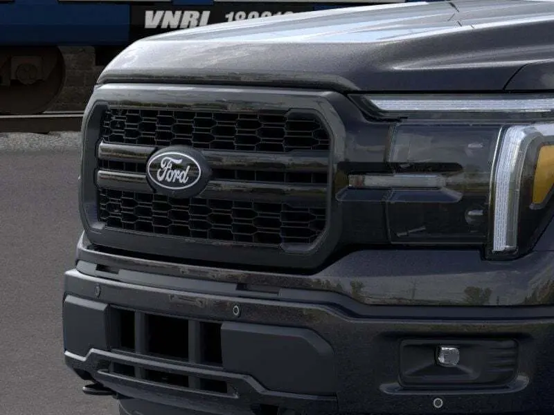 2025 Ford F-150 Lariat photo 10