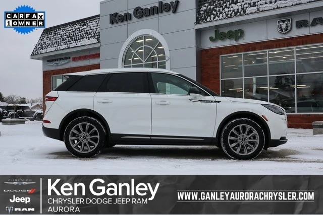 2022 Lincoln Corsair Base's photo