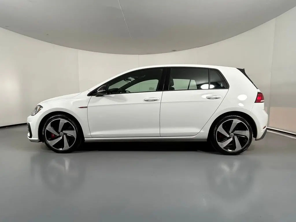 2021 Volkswagen Golf GTI S photo 4