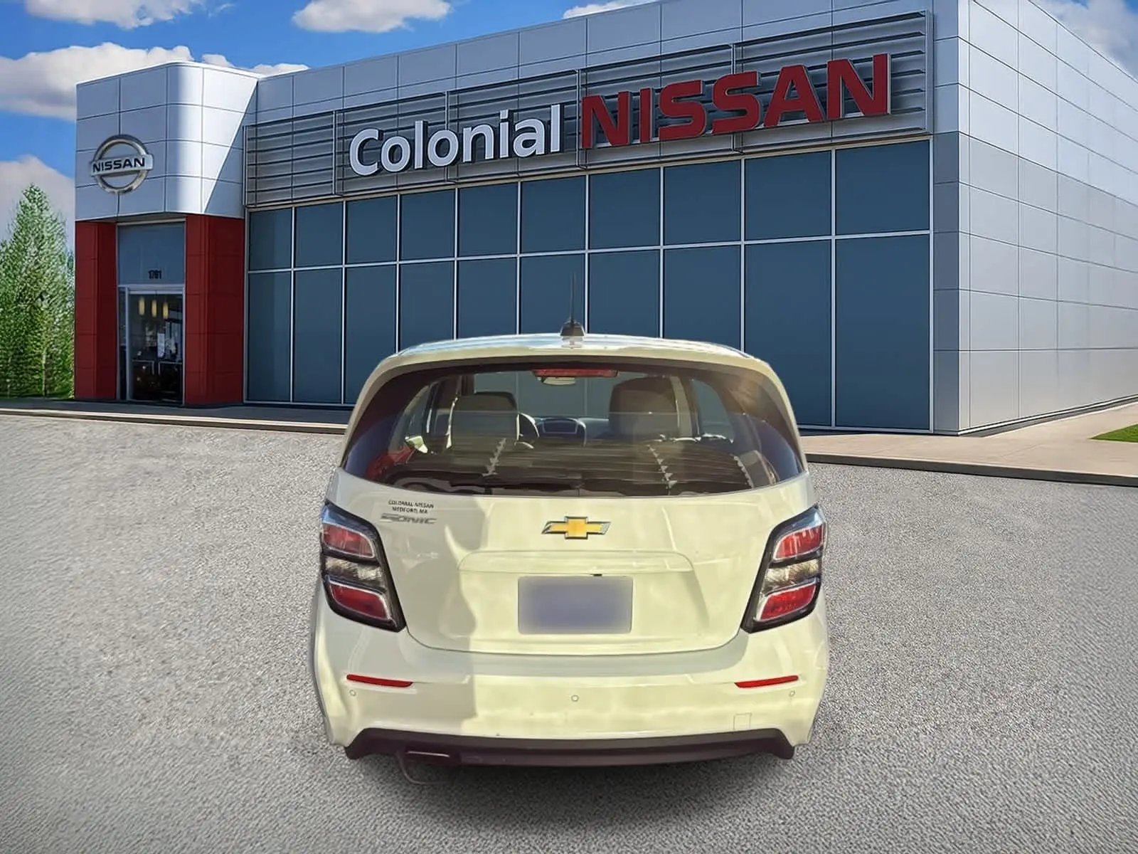 2020 Chevrolet Sonic LT photo 3