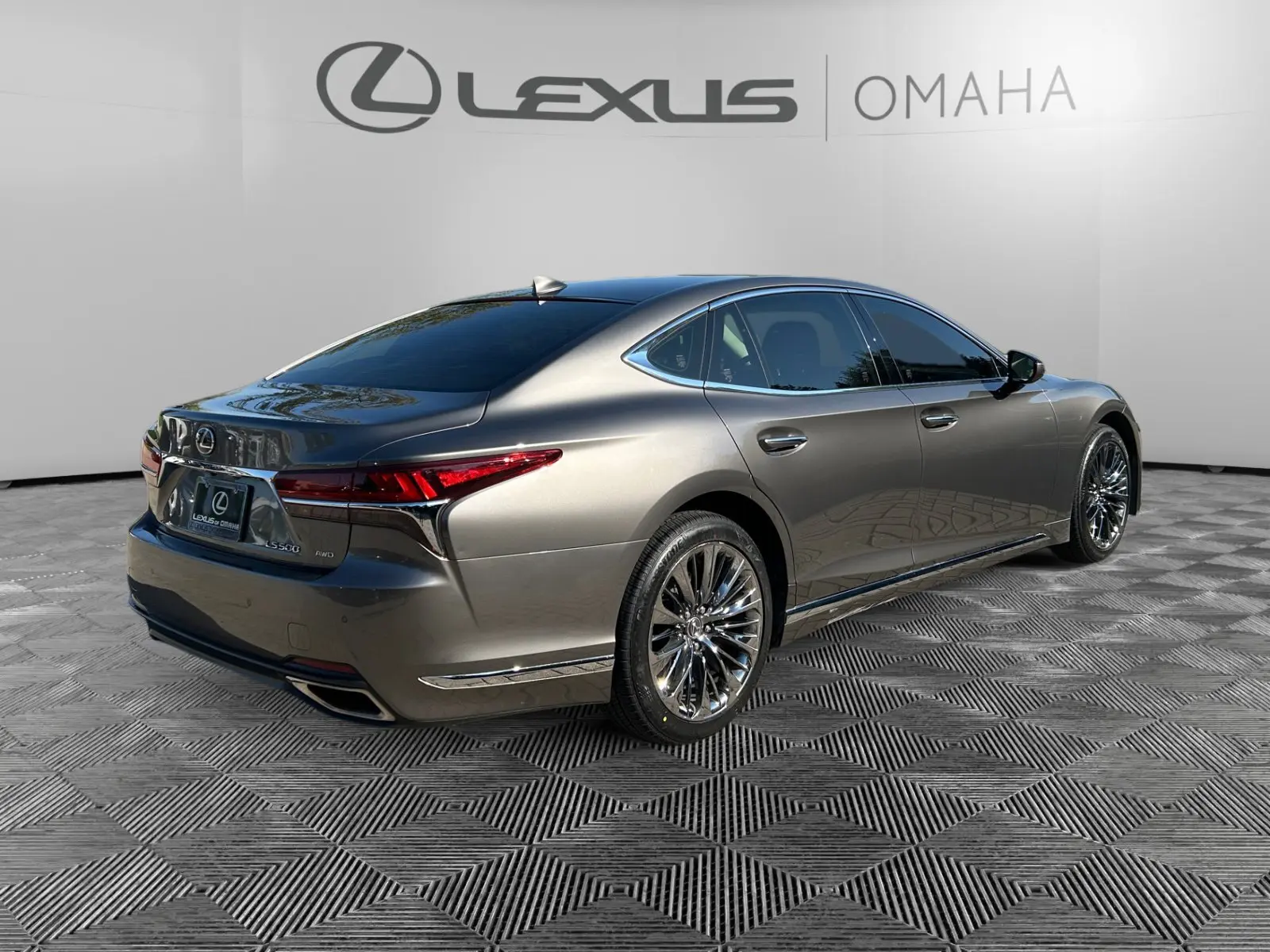 2018 Lexus LS 500 AWD photo 3