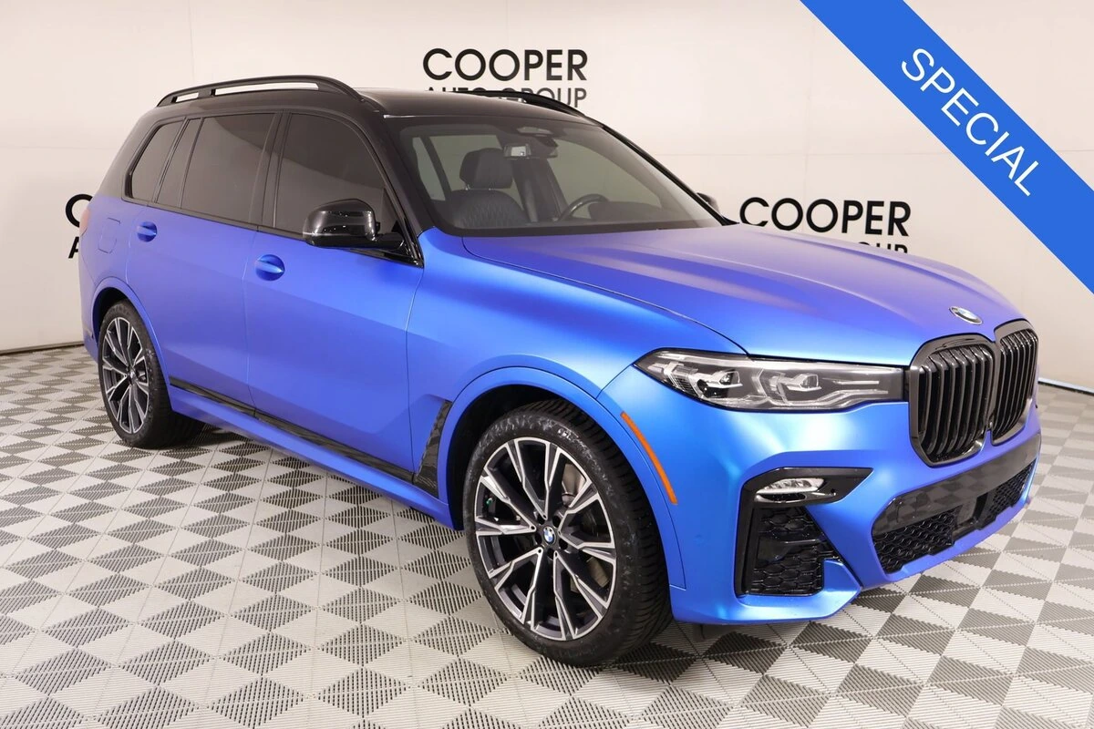 2022 BMW X7 xDrive40i's photo