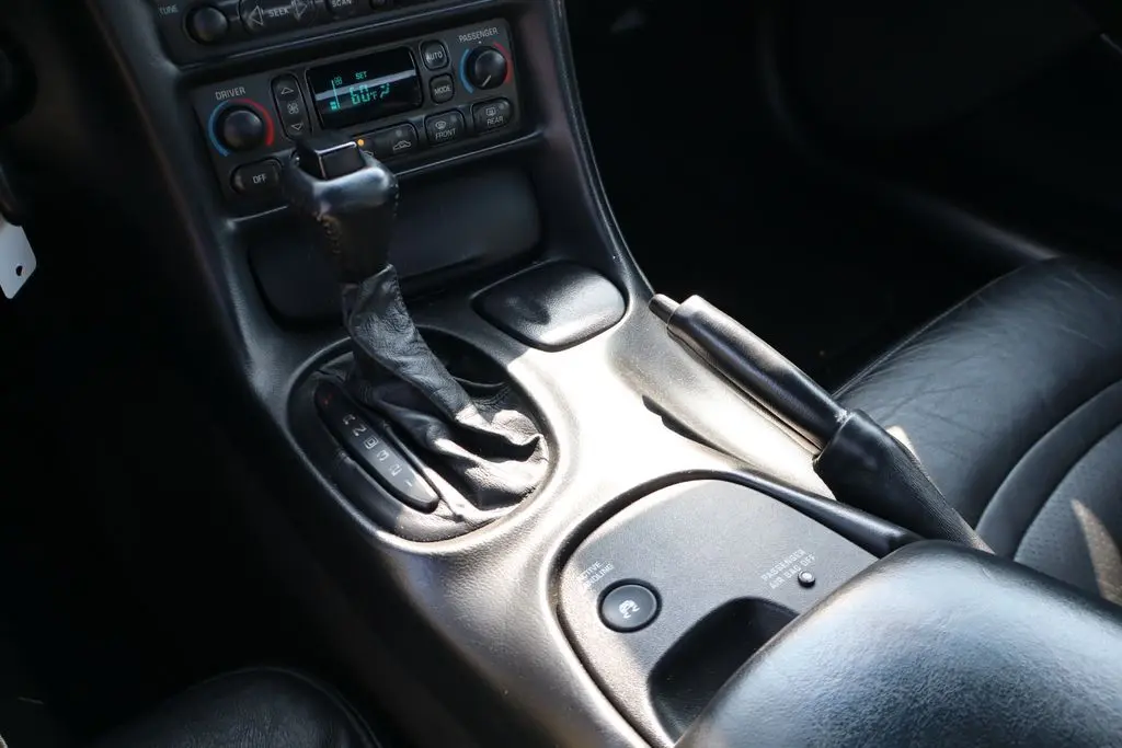 2002 Chevrolet Corvette Base photo 19