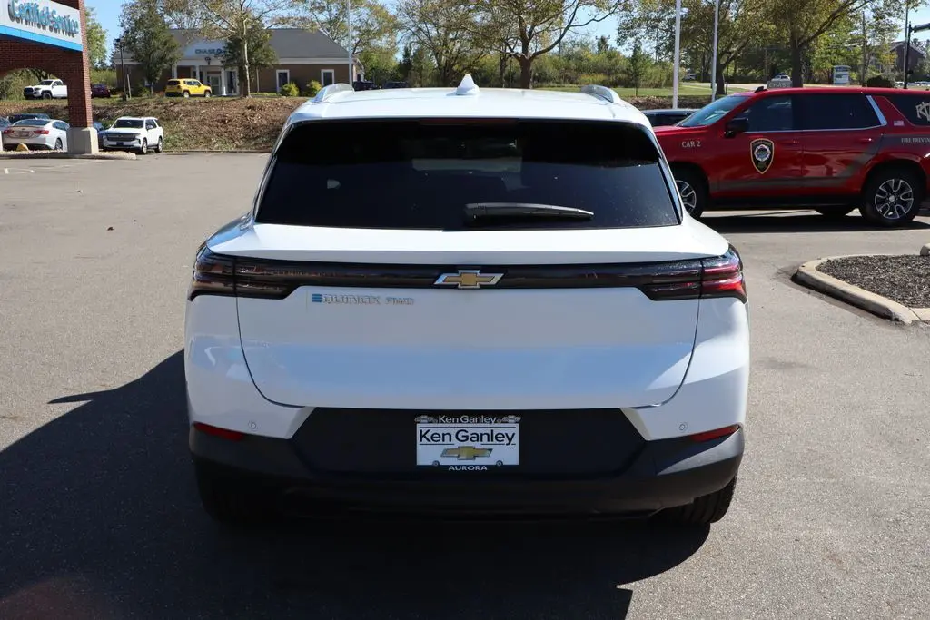 2026 Chevrolet Equinox LT photo 30