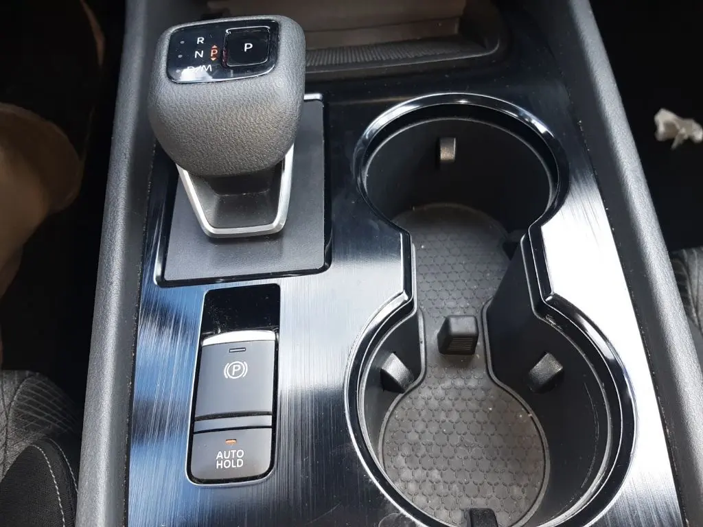 2024 Nissan Rogue SV photo 19