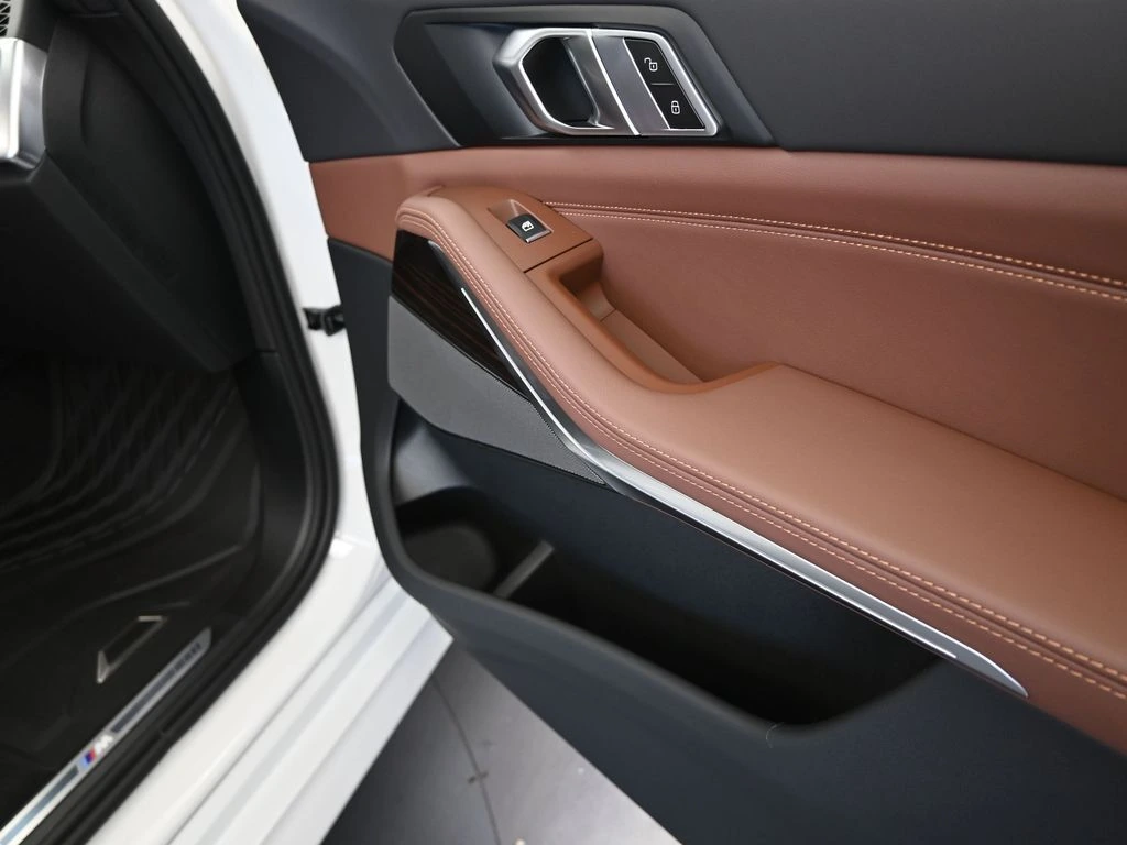2026 BMW X5 50e - Photo 23