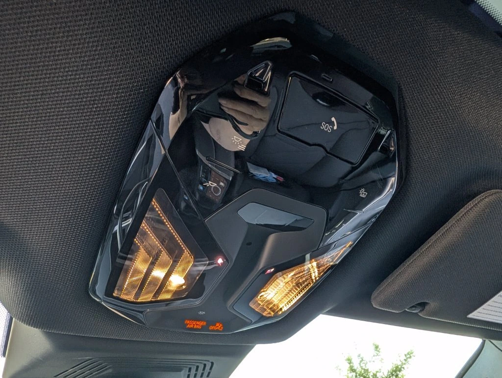 2023 BMW iX Base - Photo 26