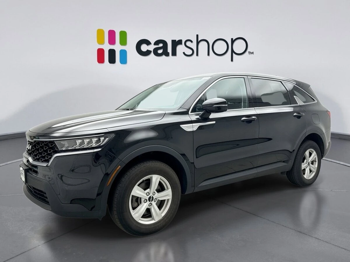 2023 Kia Sorento LX AT 4WD's photo