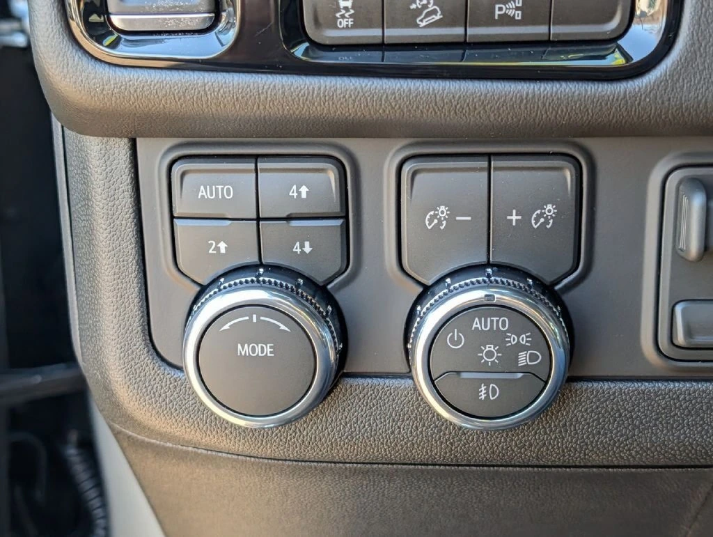 2026 GMC Yukon XL Elevation - Photo 45
