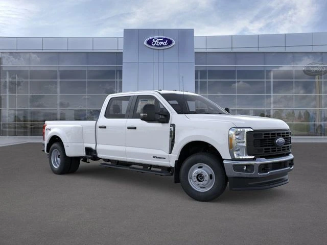 2026 Ford F-350 XL 4x4 Crew Cab 8' Box DRW's photo