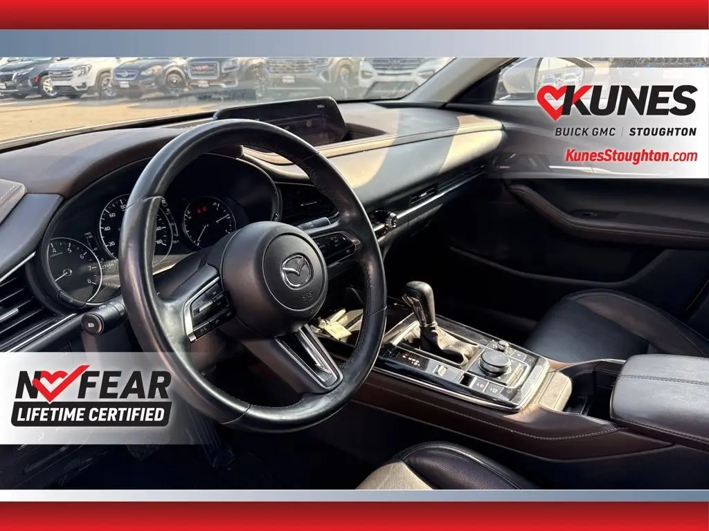2024 Mazda CX-30 2.5 S Premium photo 17