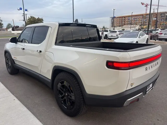 2023 Rivian R1T Launch Edition photo 5