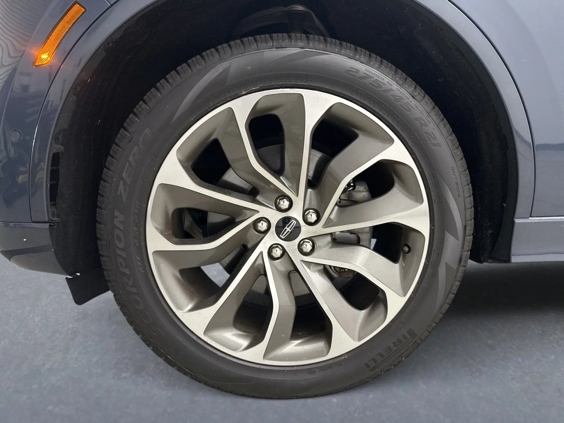 2021 Lincoln Aviator Grand Touring photo 10