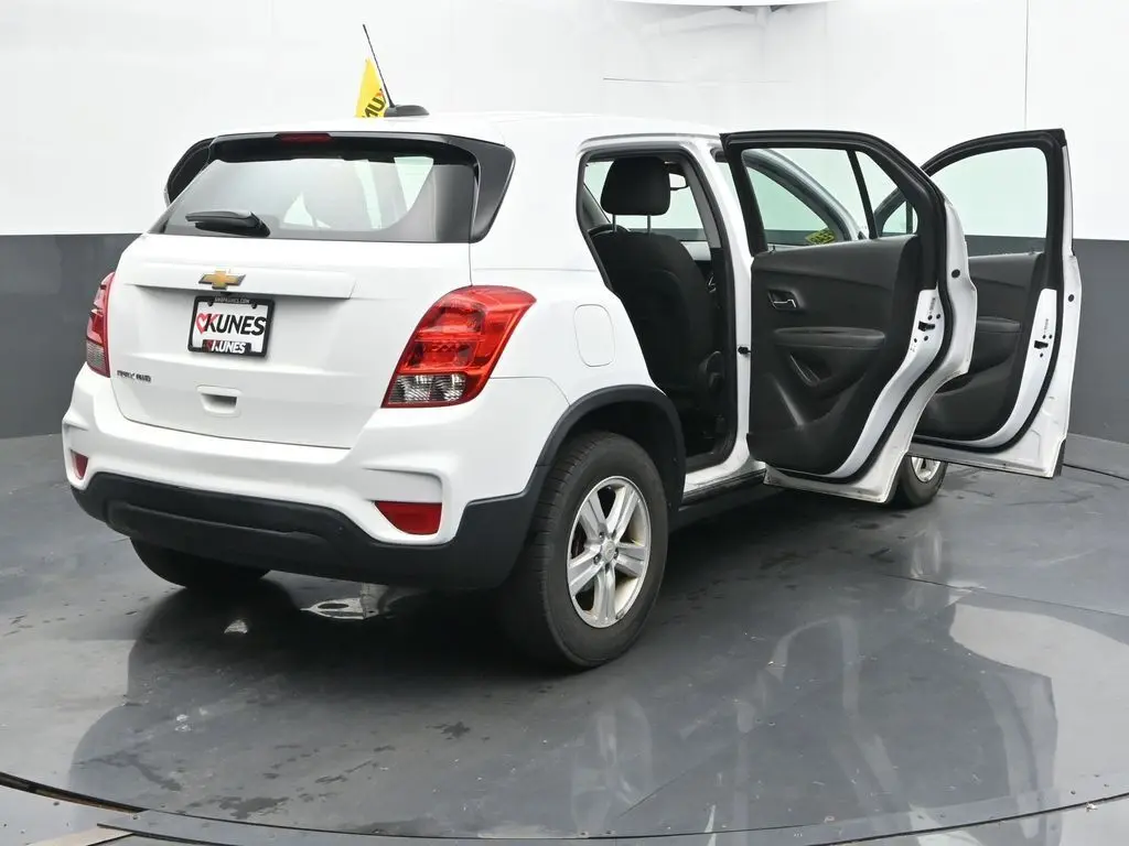 2018 Chevrolet Trax LS photo 42